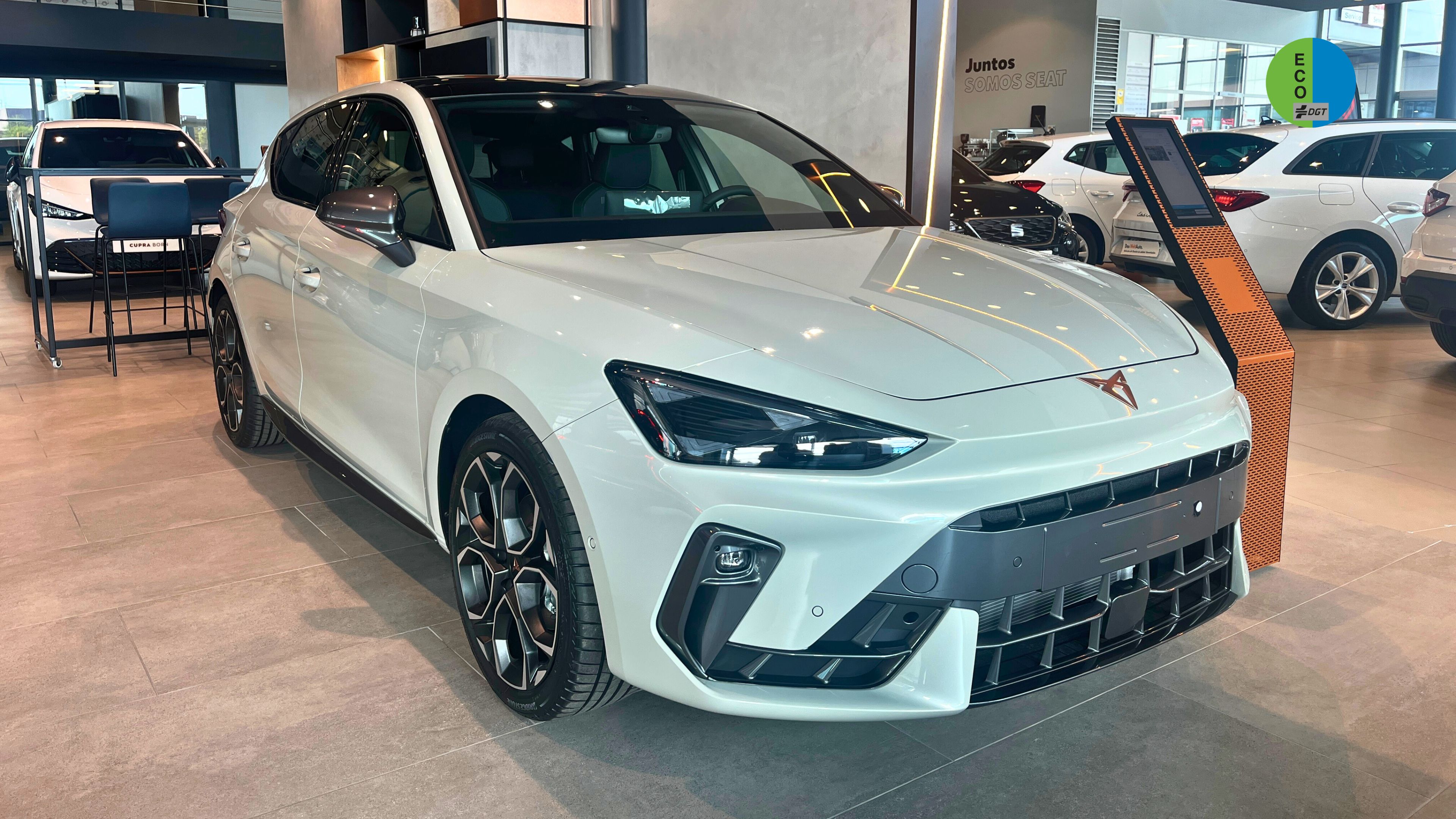 Nuevo CUPRA León Híbrido