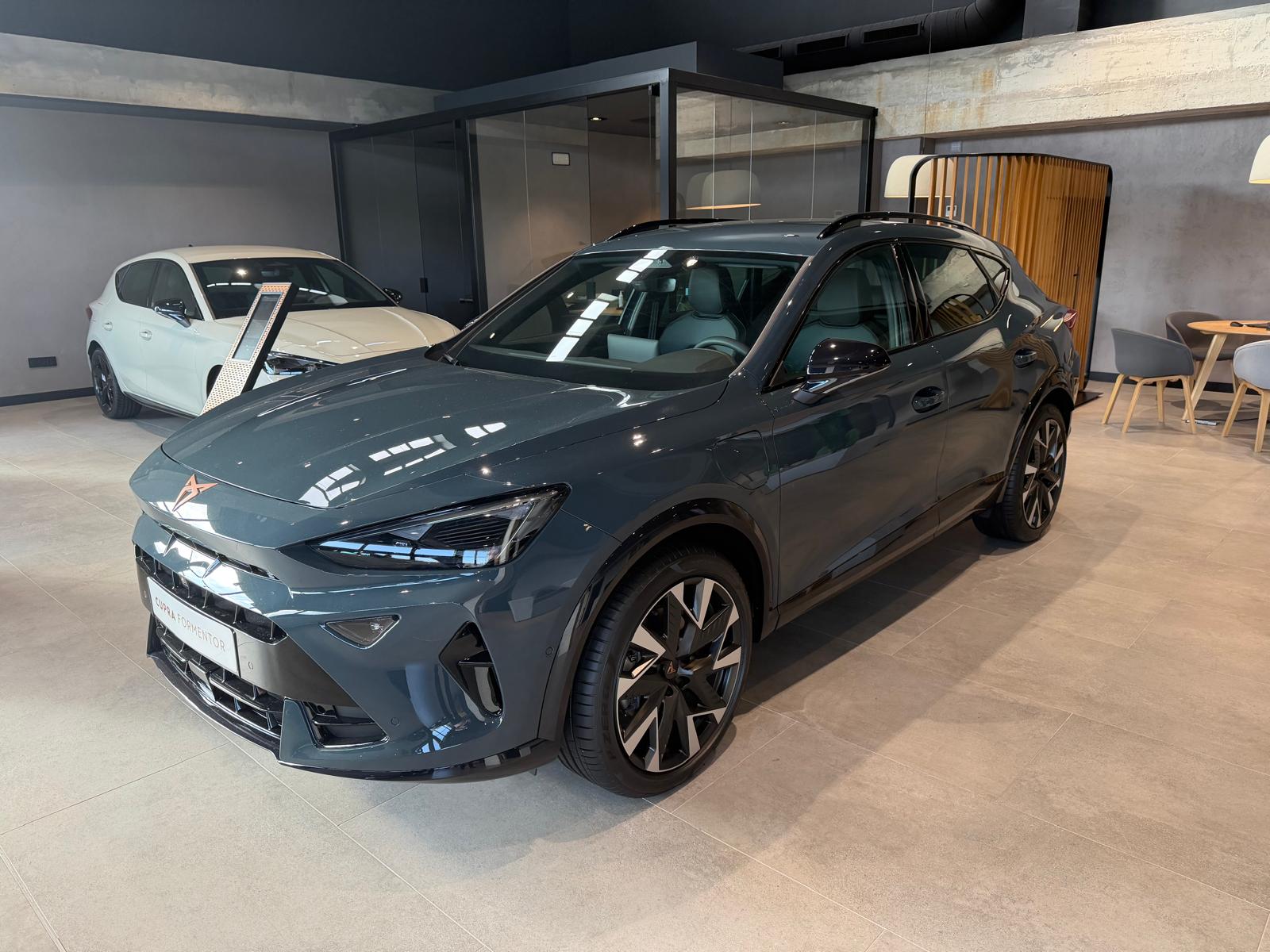 CUPRA Formentor e-Hybrid Azul Fiord
