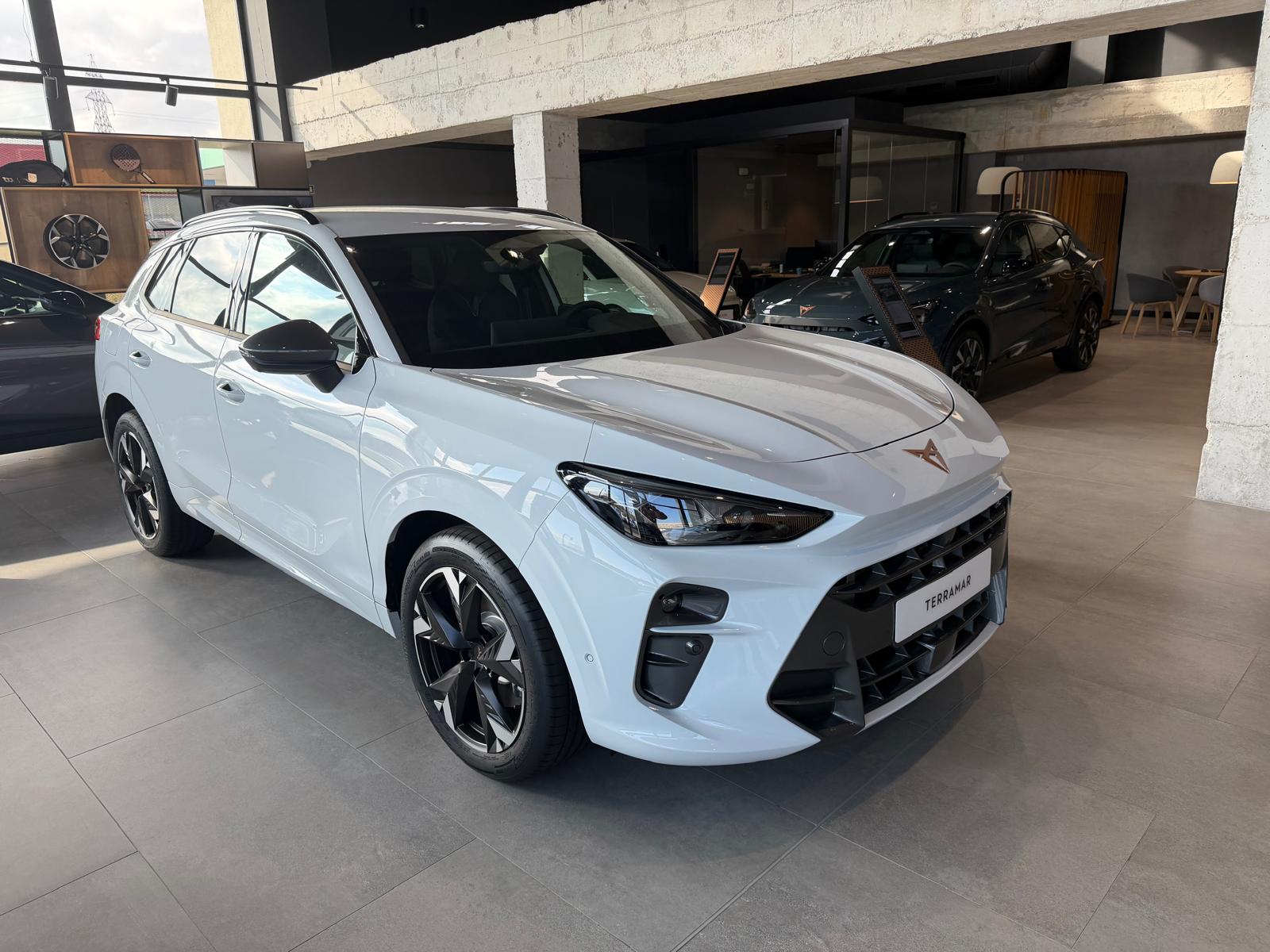 CUPRA Terramar e-Hybrid Blanco Glacial