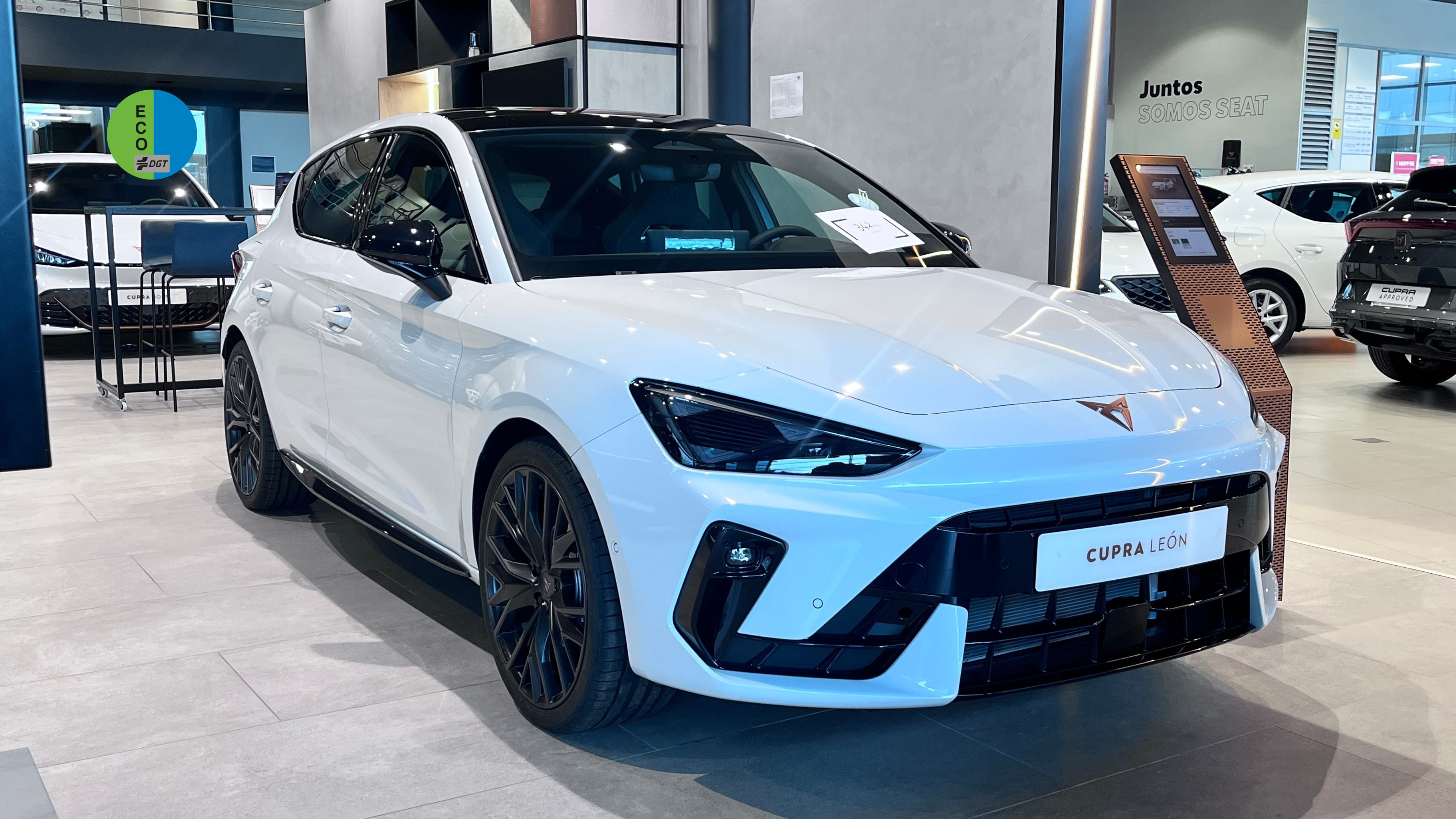 Nuevo CUPRA León Híbrido