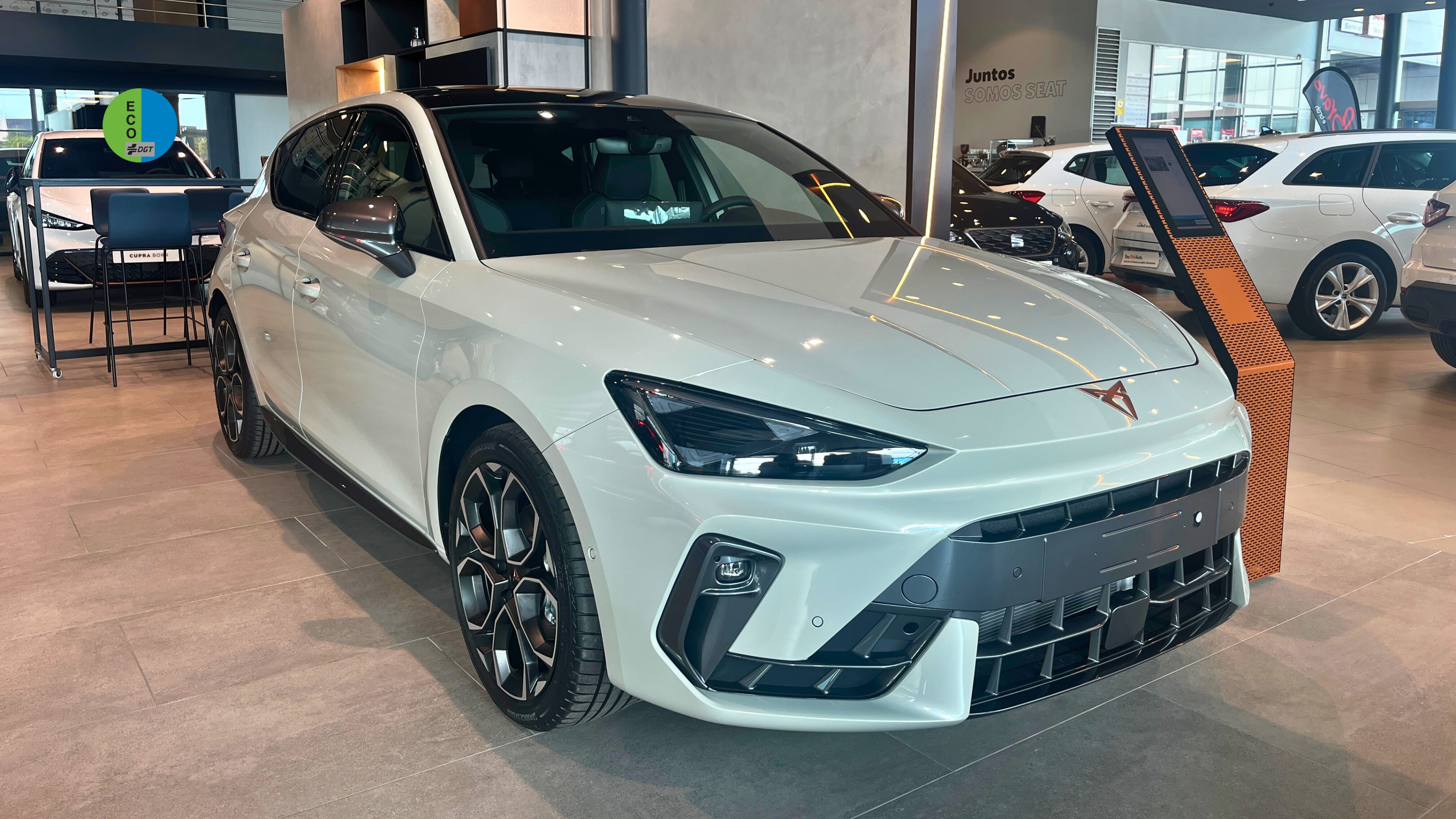 Nuevo CUPRA León Híbrido