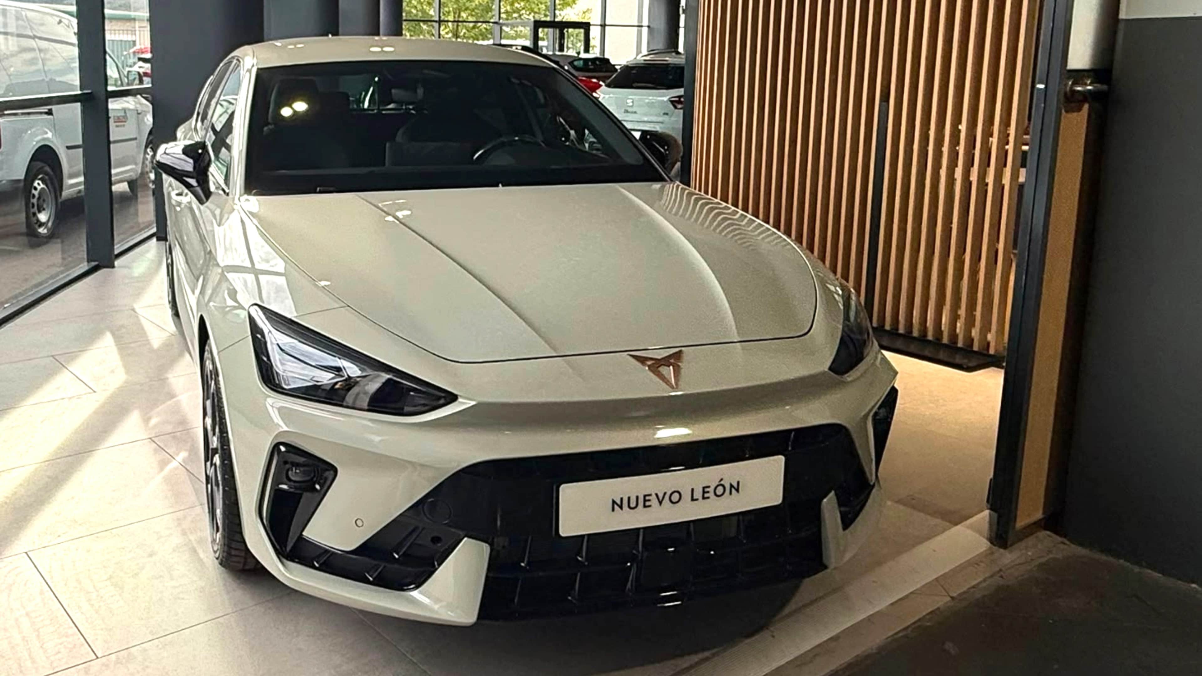 CUPRA León Híbrido